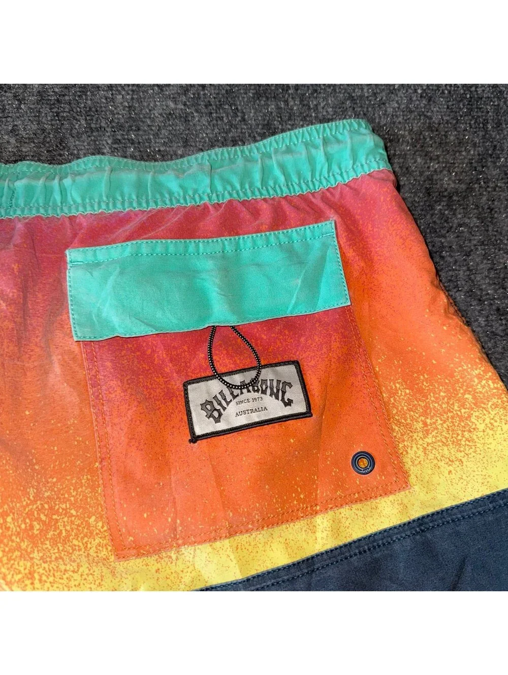 Billabong Fade Swim Trunks Mens XL Vtg y2k 90s Rare